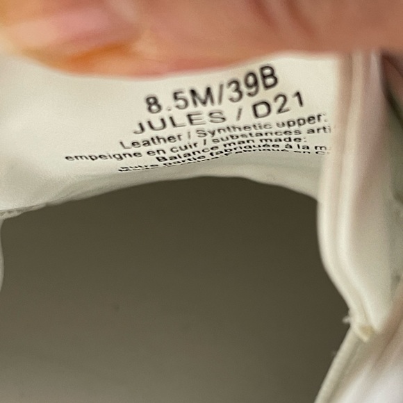 Karl Lagerfeld Paris Women's Jules Sneaker Size 8.5 - Picture 7 of 8